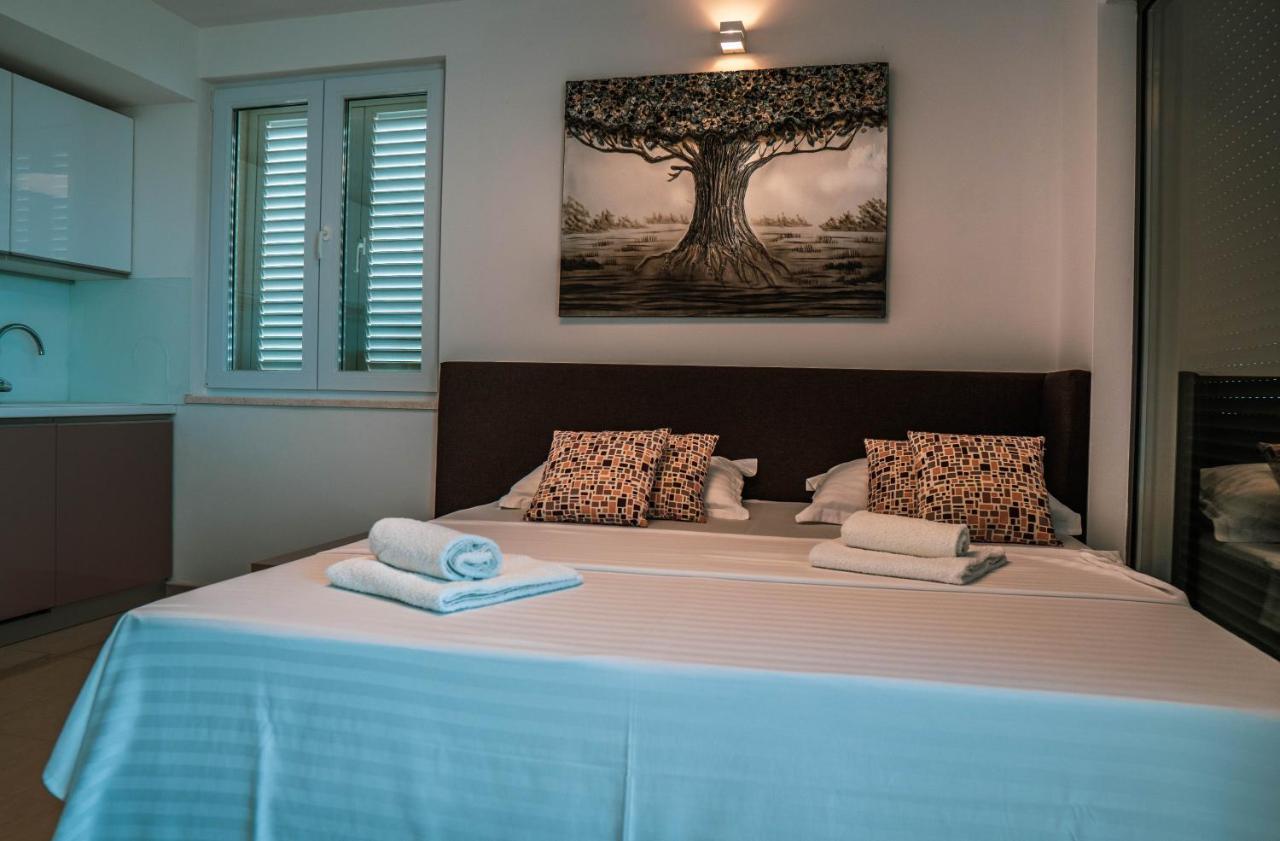 Luxury Apartments White Villa Violeta Mandre Kültér fotó